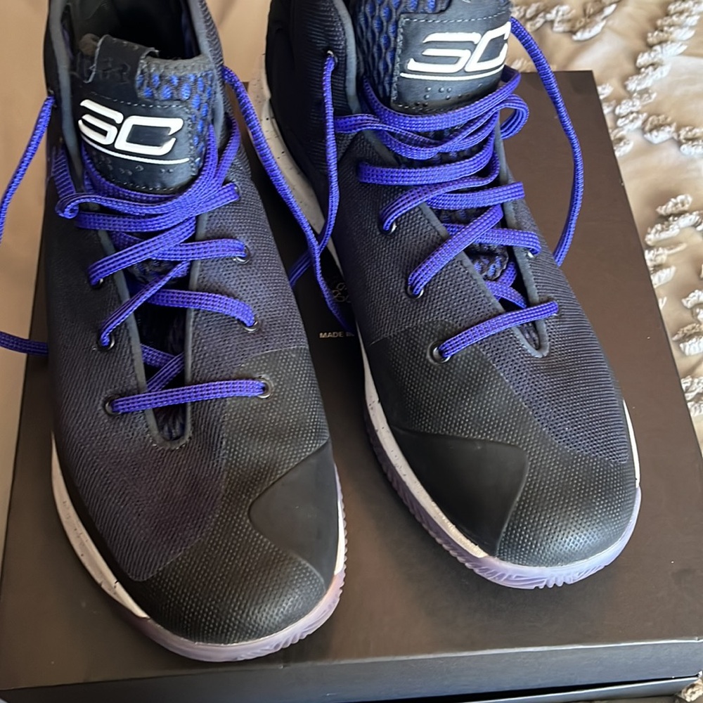 UA sC size 10.5 - Picture 4 of 6